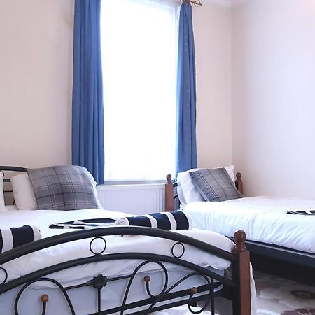 Stayeasy B&B In Trendy Heart Of ลอนดอน ภายนอก รูปภาพ